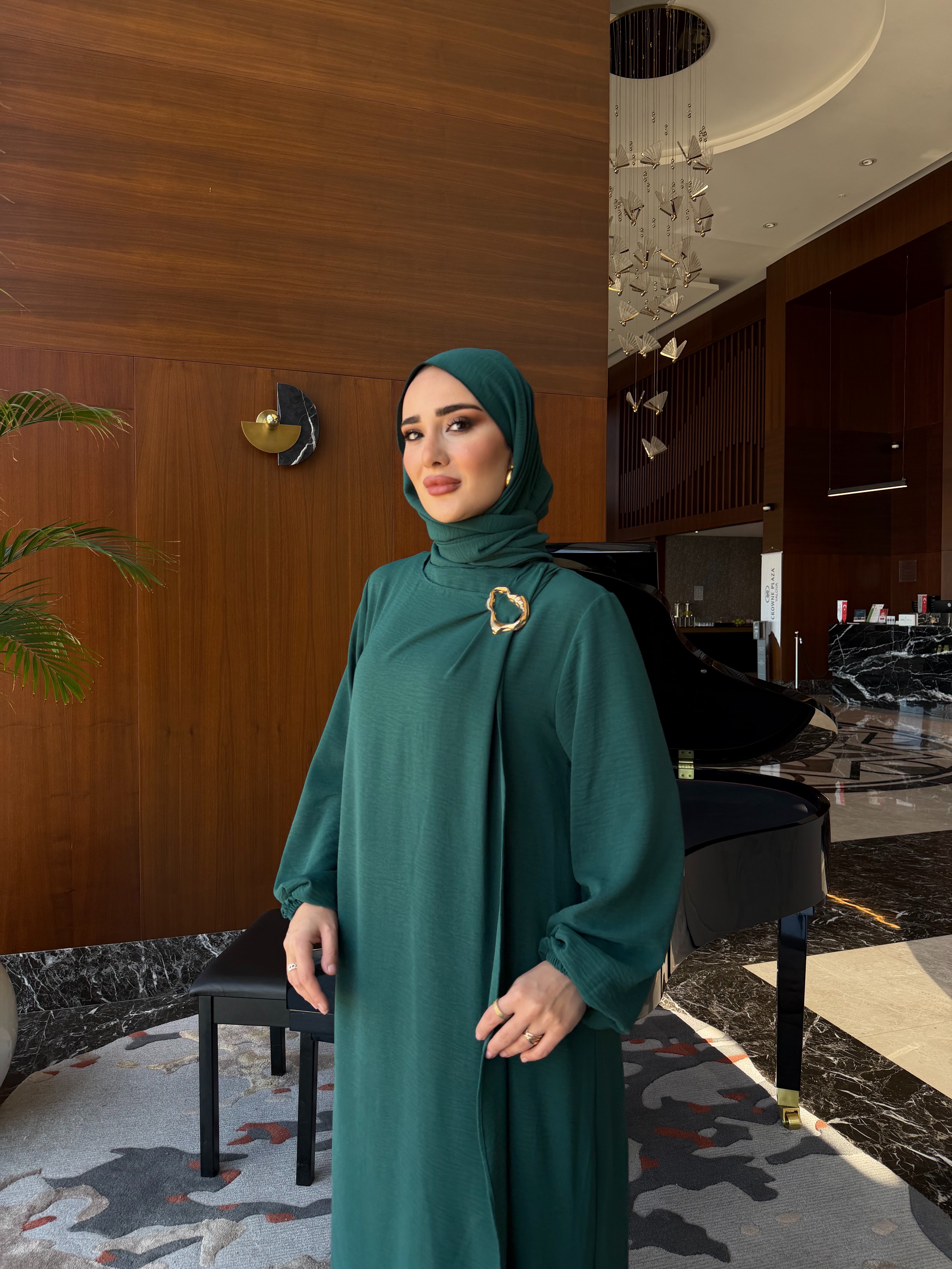Royal metal broş detaylı tunik & pantolon zümrüt yeşili