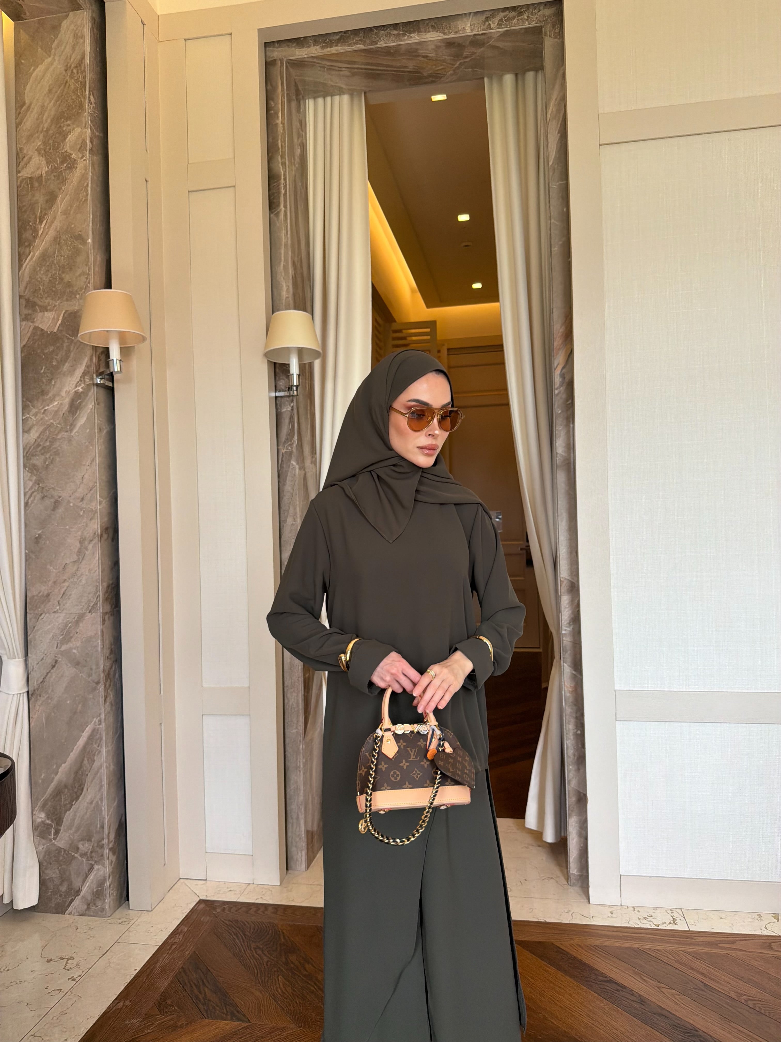 Aura asimetrik kesim tunik & pantolon haki yeşil