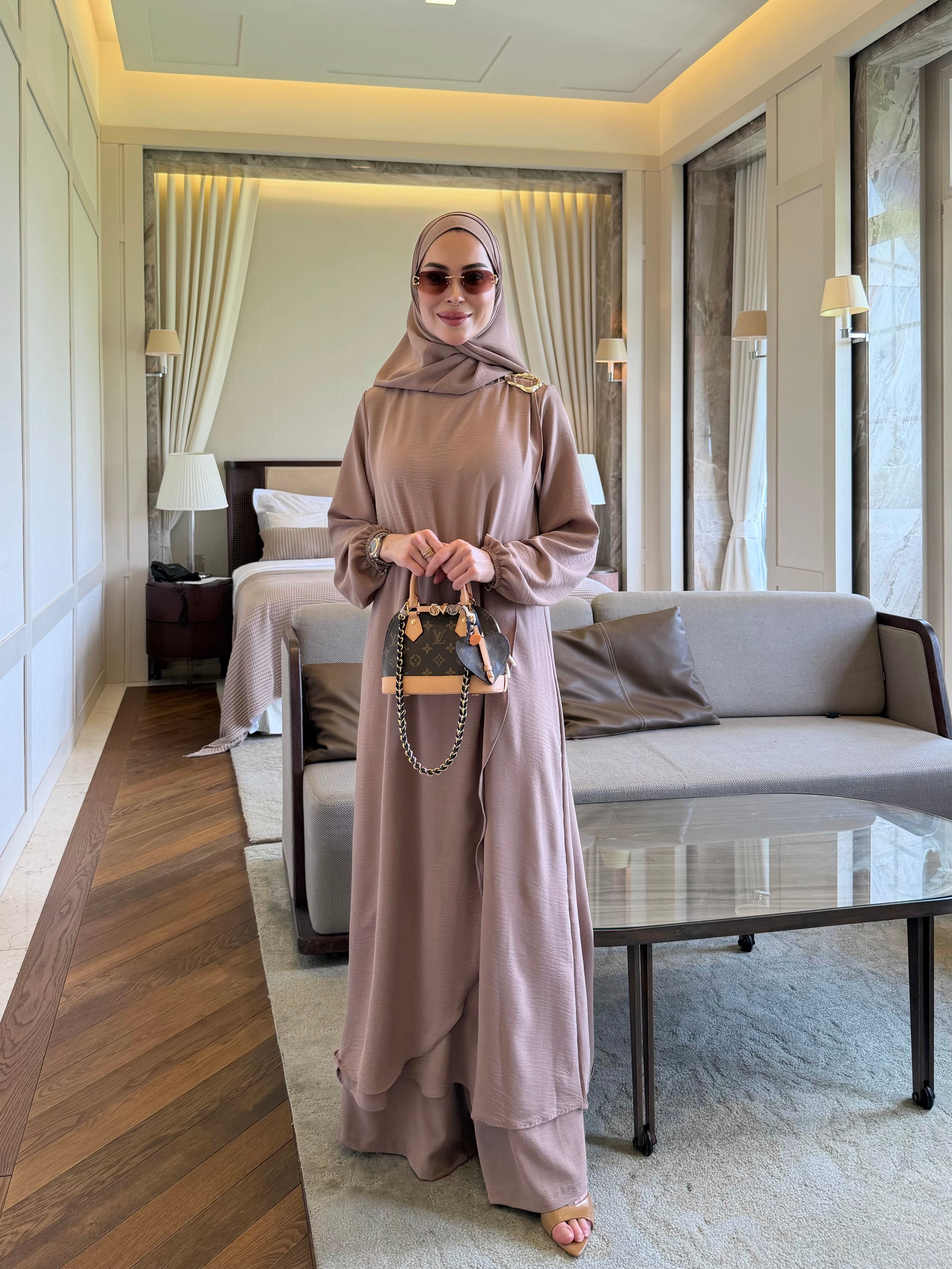 Royal metal broş detaylı tunik & pantolon vizon