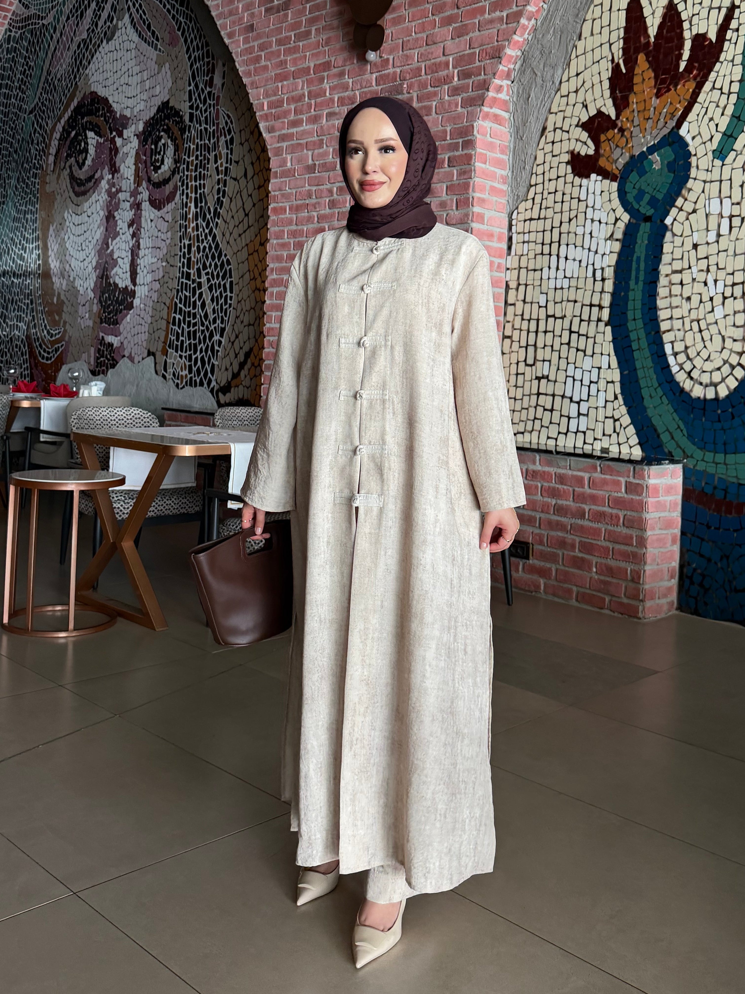 Sakura Çin düğüm kapama tunik & pantolon takım taş rengi