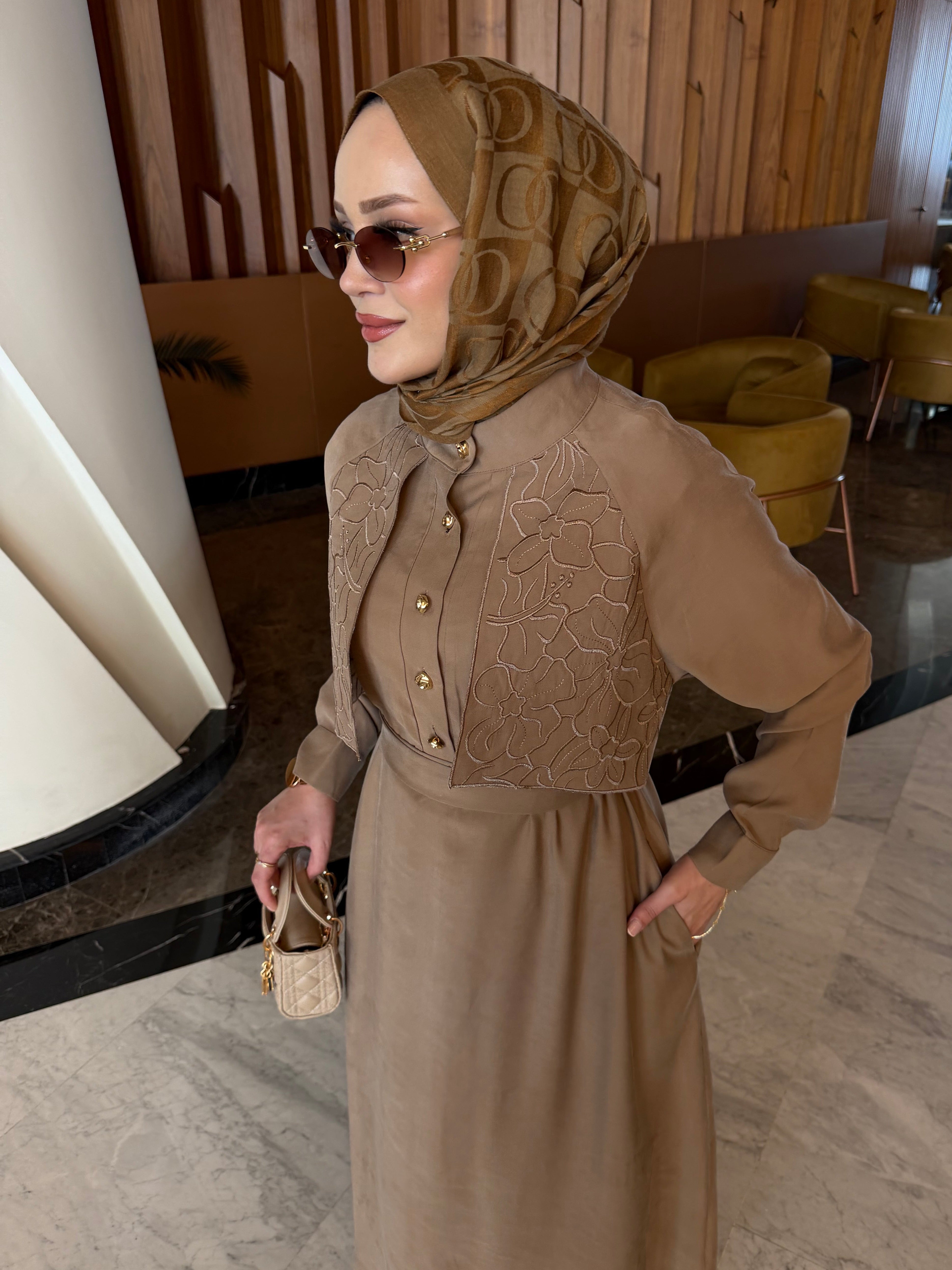 Sahra nakış detaylı tunik & pantolon takım vizon