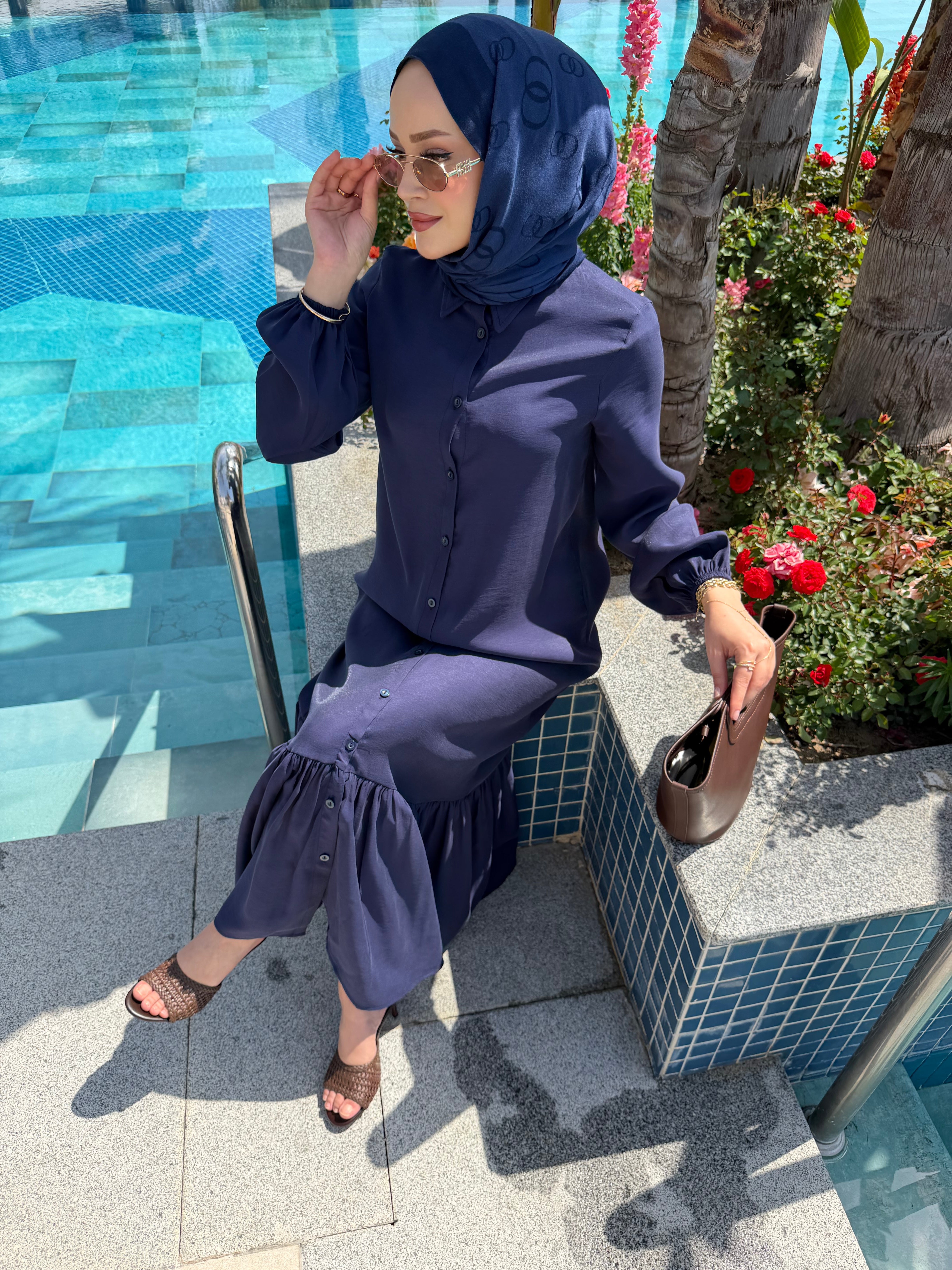 Düğme detaylı volanlı Leyla elbise lacivert