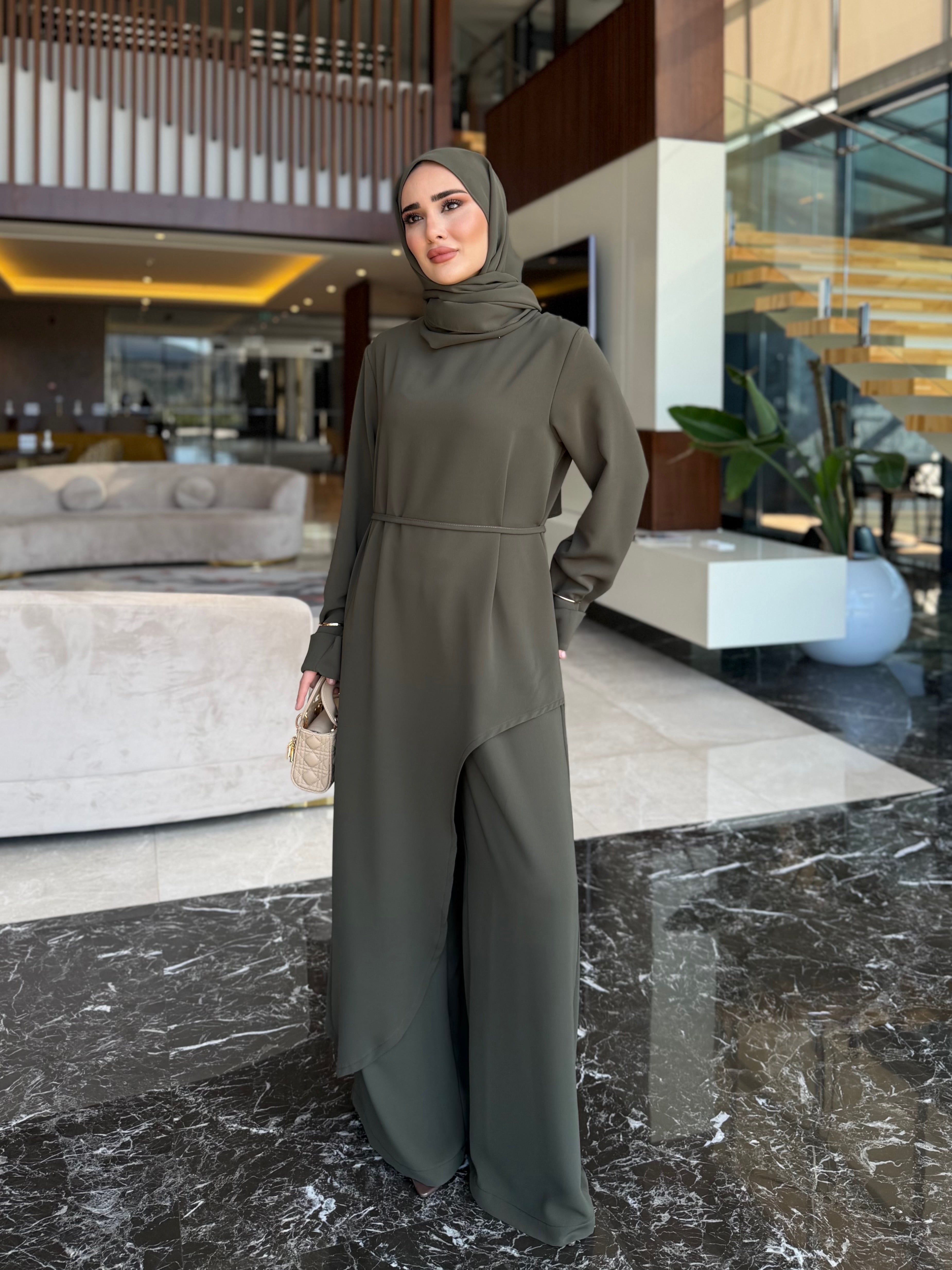 Aura asimetrik kesim tunik & pantolon haki yeşil