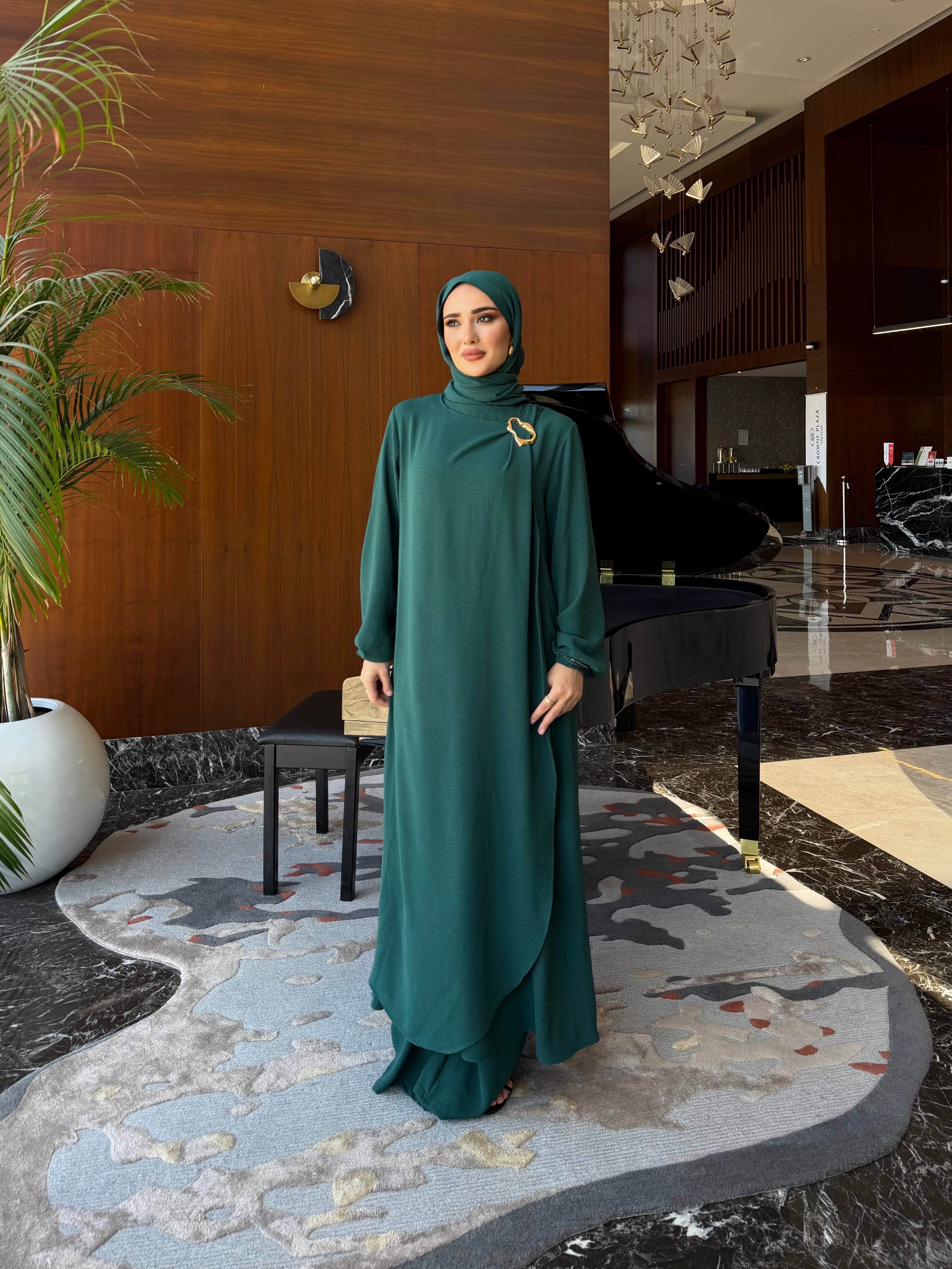 Royal metal broş detaylı tunik & pantolon zümrüt yeşili