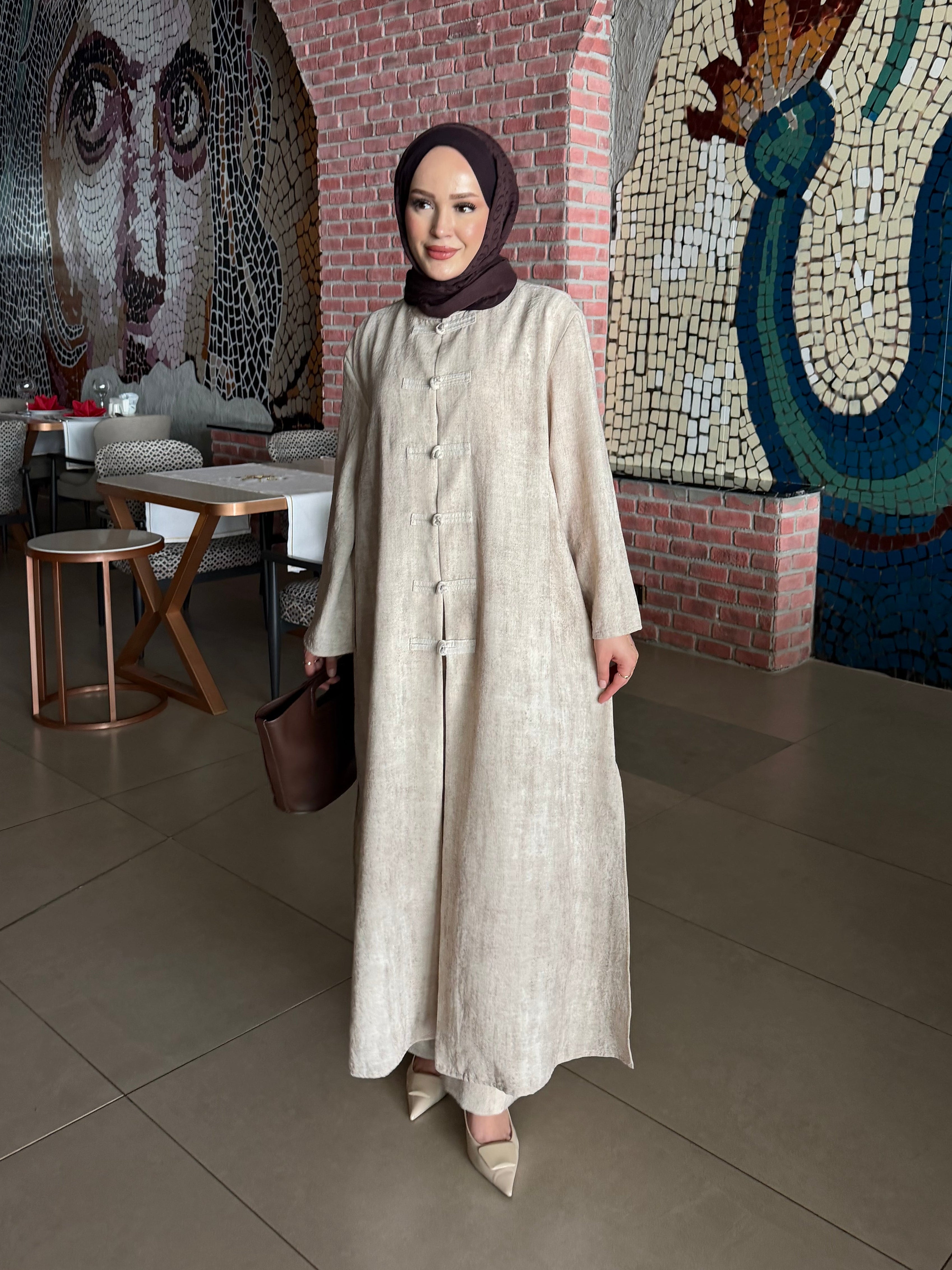 Sakura Çin düğüm kapama tunik & pantolon takım taş rengi