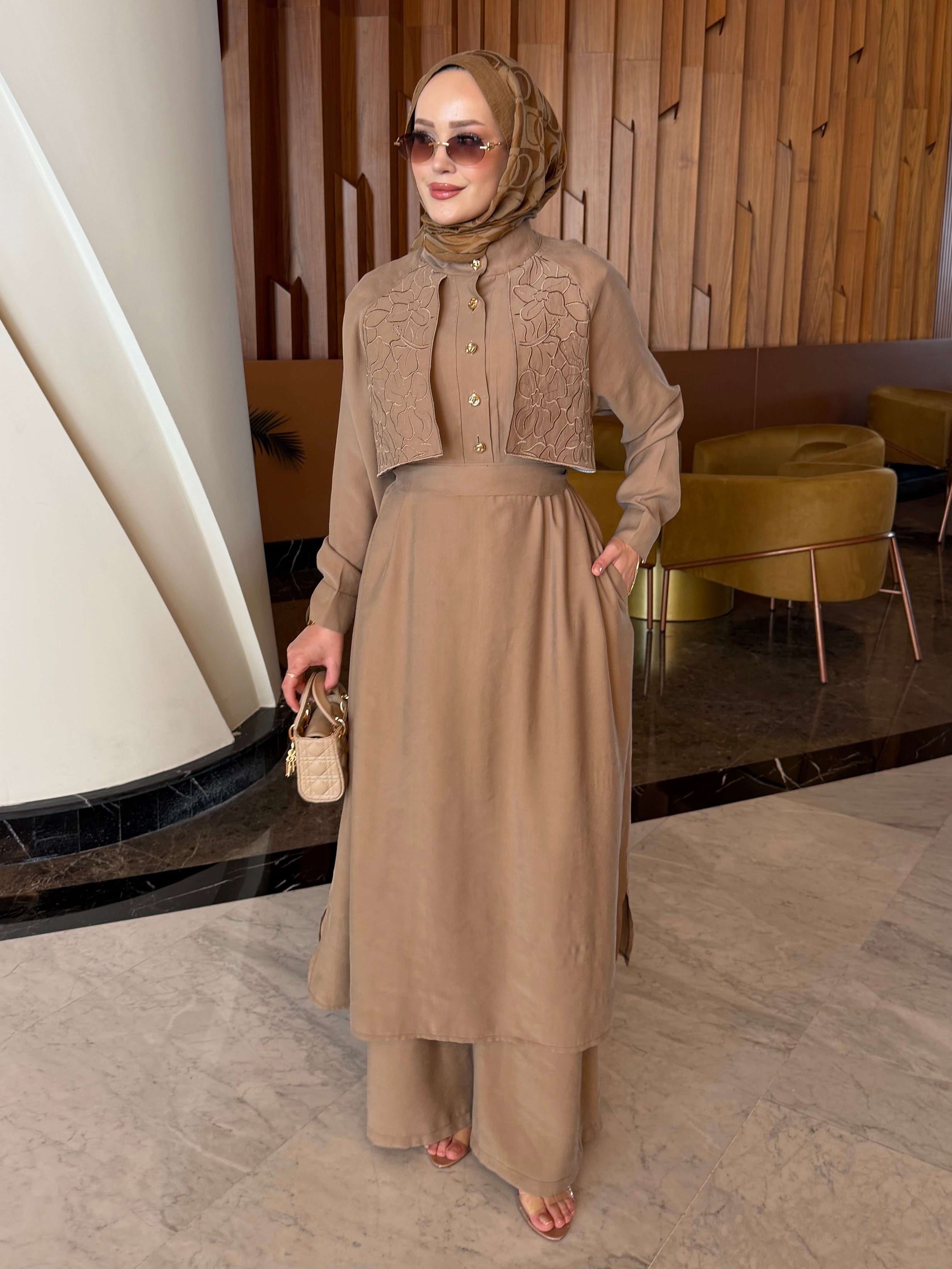 Sahra nakış detaylı tunik & pantolon takım vizon