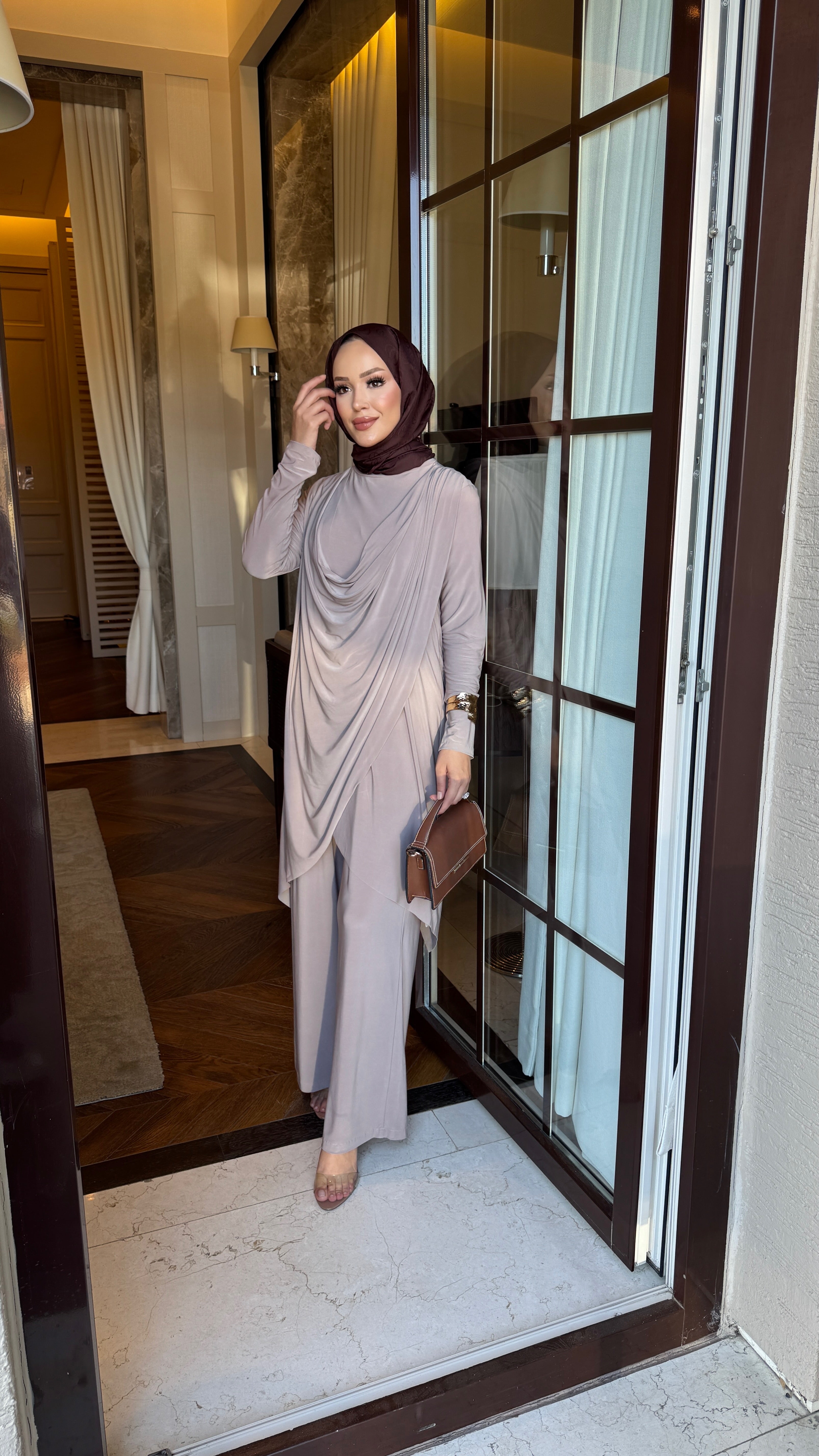 Luar drape detay tunik & pantolon takım vizon